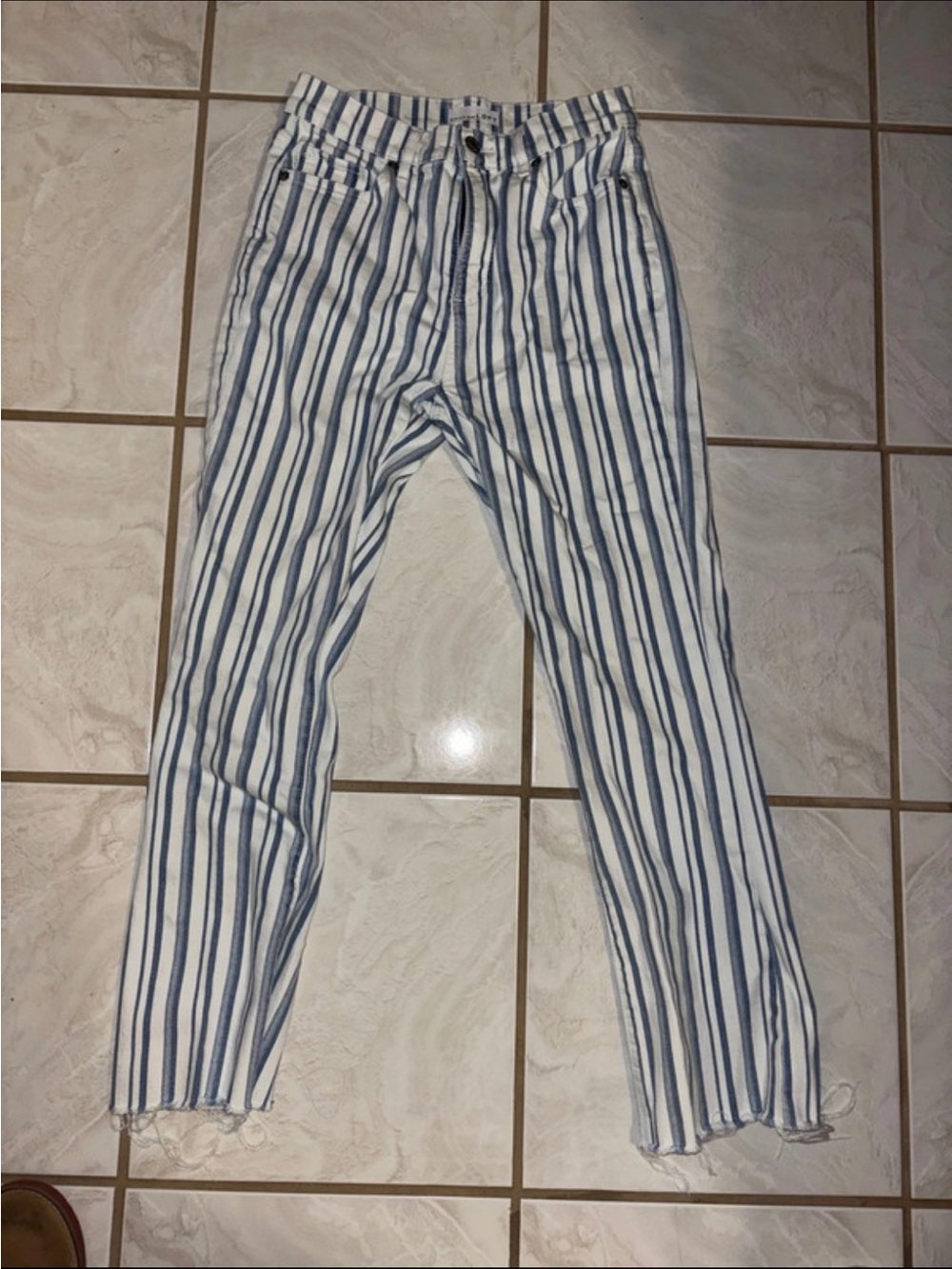 Women’s White and Blue LOFT Kick Crop pants